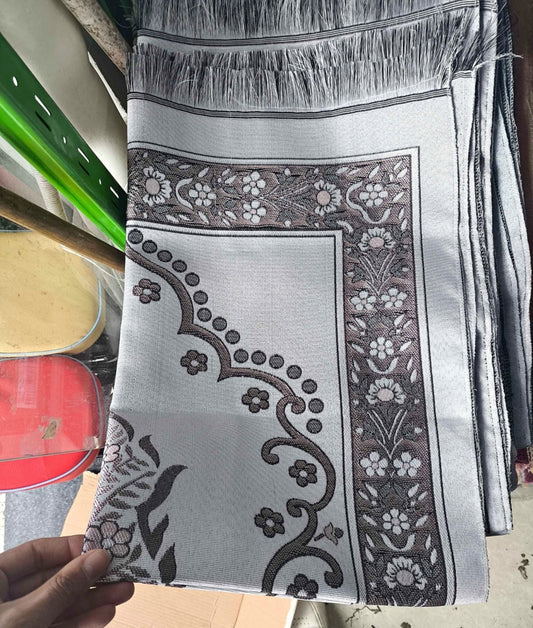 تخفيض لباقة 10 سجادات لصدقة جارية و للهداية